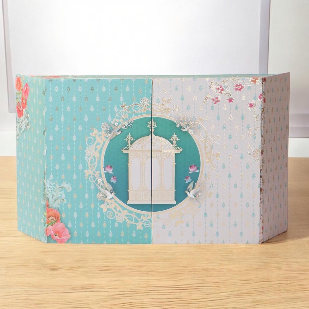 Elite Festive Wooden Gift Set – 3 Jars & 12 Compartments