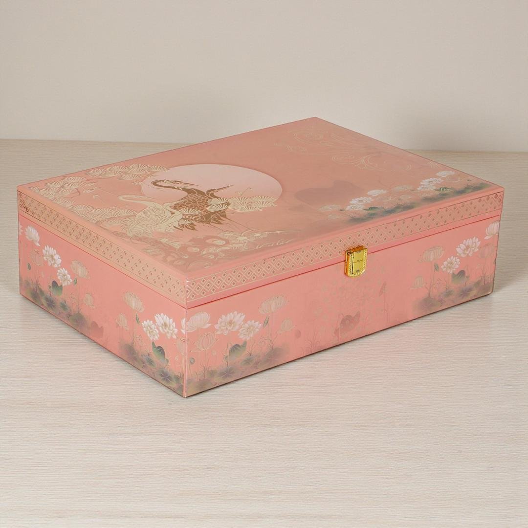 Elite Gifting Set – Personalized MDF Dry Fruit Box (6 Jars)