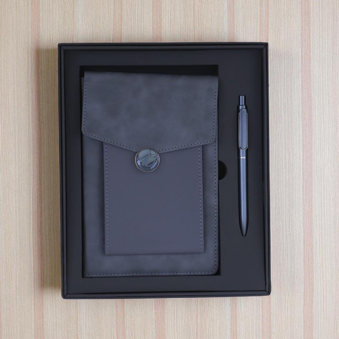 Elite Journal Set – Premium Customized Pen & Diary