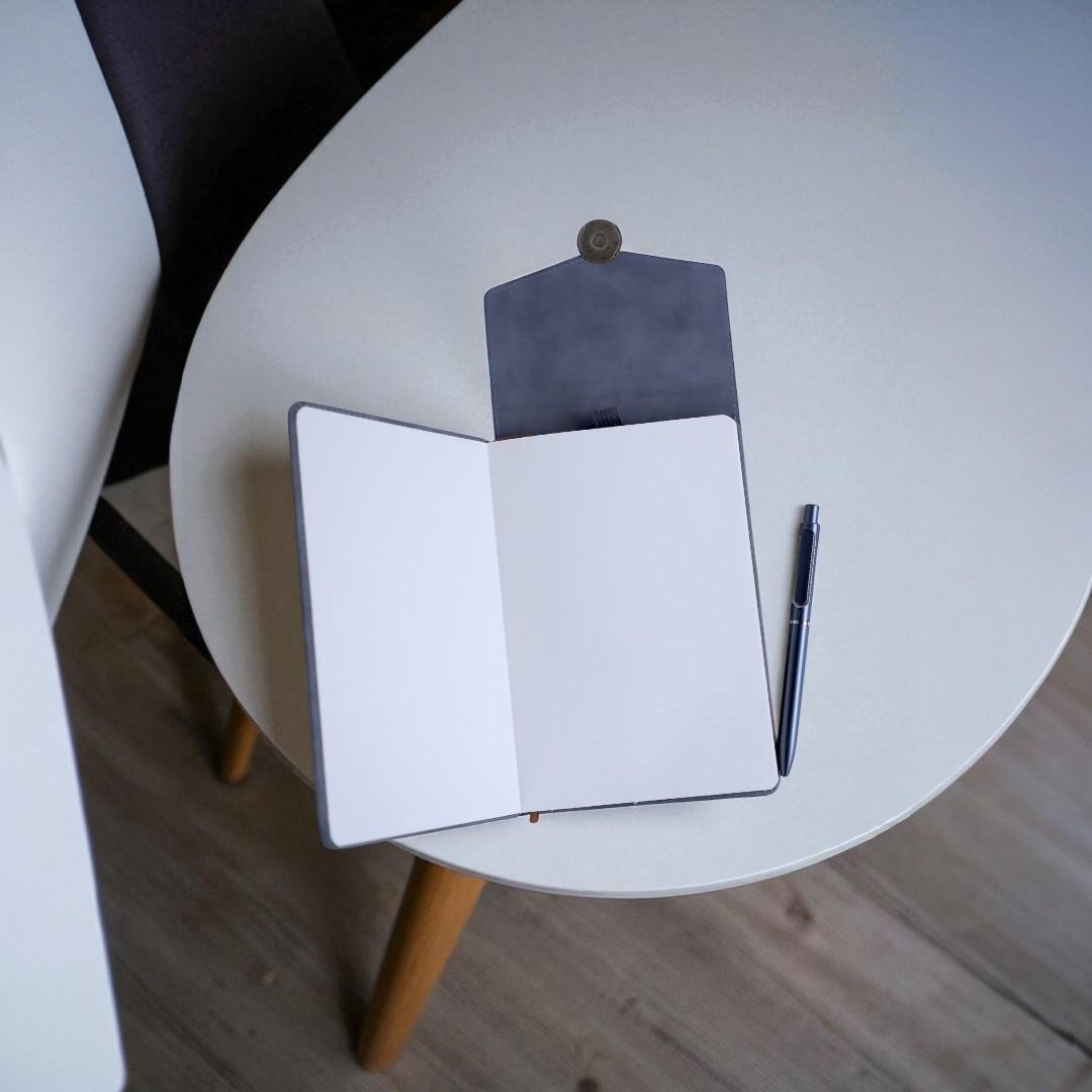 Elite Journal Set – Premium Customized Pen & Diary