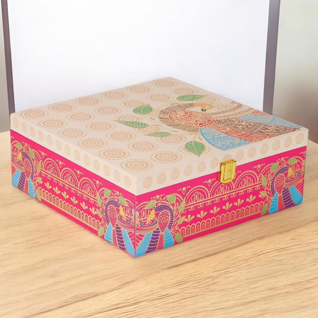 Golden Feast – Premium Wooden Dry Fruit Gift Box (2 Jars + 8 Compartments)