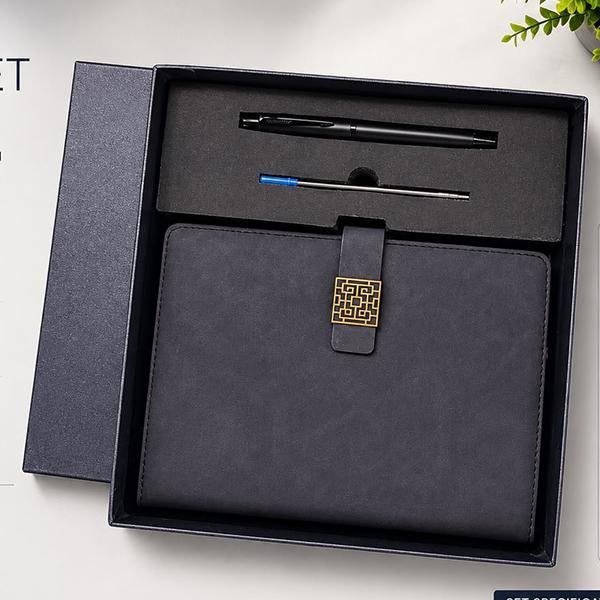 Premium Black Executive Diary & Pen Gift Set