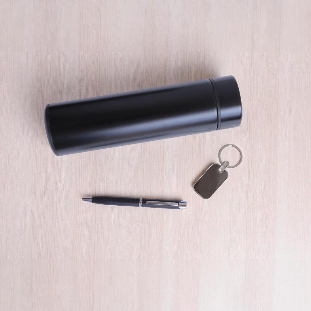 Trio Signature Set – Customized Pen, Keychain & Bottle with Name & Logo